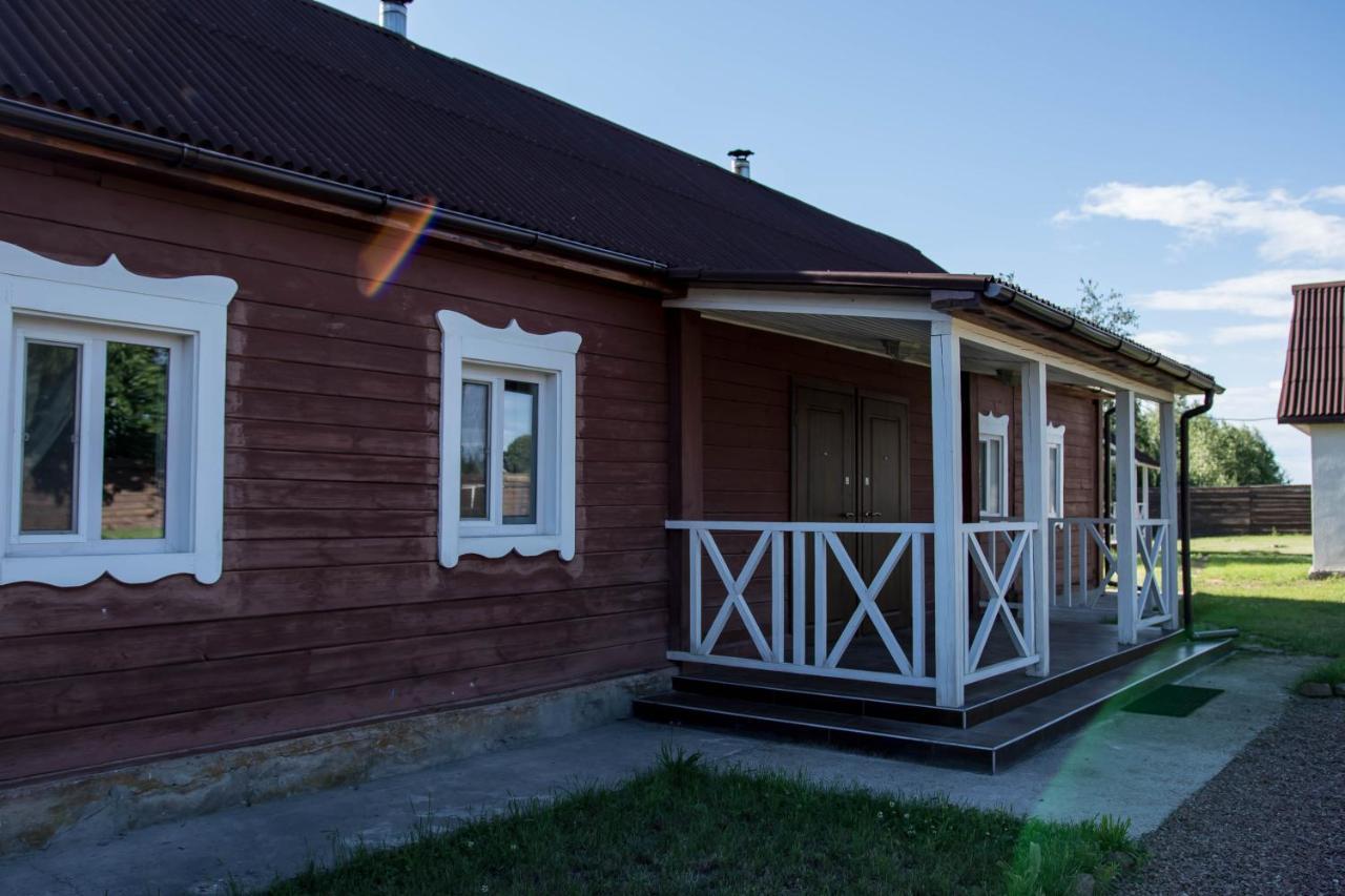 "Дальний Кордон" Hotell Moshchanytsya Exteriör bild